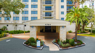 Holiday Inn Express & Suites Plantation