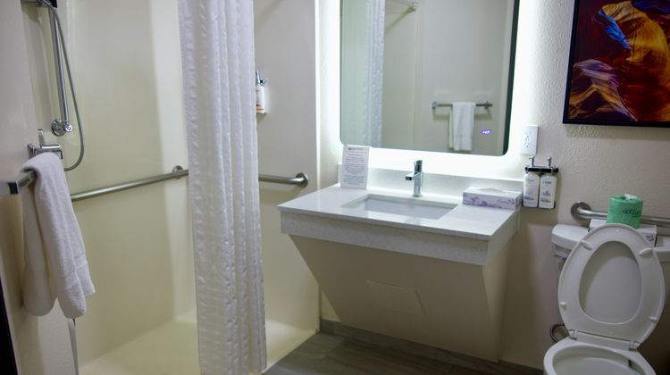 Candlewood Suites Harrisonburg Room