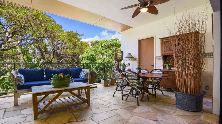 <b>Luana Waikiki Hotel & Suites Exterior</b>. Images powered by <a href="https://www.leonardoworldwide.com/" title="Leonardo Worldwide" target="_blank">Leonardo</a>.