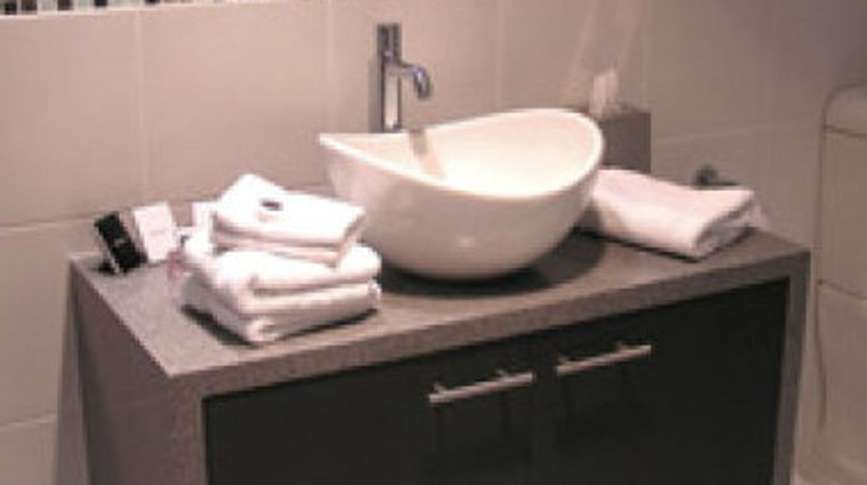 <b>Zero Davey Apartment Hotel Room</b>. Images powered by <a href="https://www.leonardoworldwide.com/" title="Leonardo Worldwide" target="_blank">Leonardo</a>.