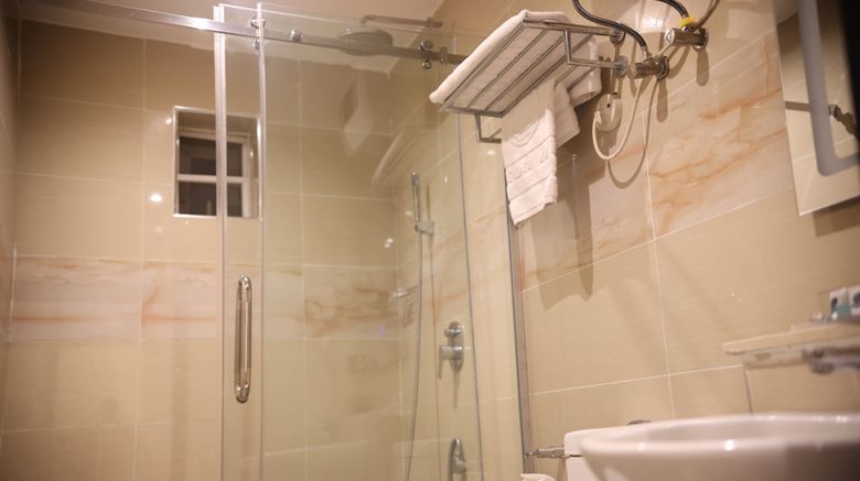 <b>Bolton White Hotels and Apartments Room</b>. Images powered by <a href="https://www.leonardoworldwide.com/" title="Leonardo Worldwide" target="_blank">Leonardo</a>.