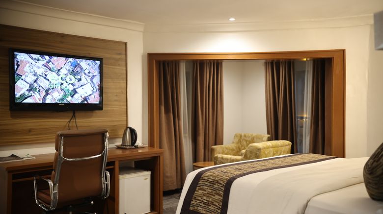 <b>Bolton White Hotels and Apartments Room</b>. Images powered by <a href="https://www.leonardoworldwide.com/" title="Leonardo Worldwide" target="_blank">Leonardo</a>.