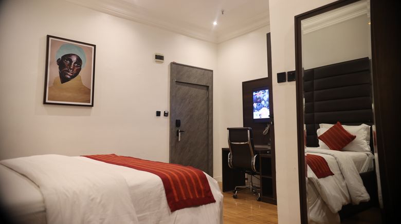 <b>Bolton White Hotels and Apartments Room</b>. Images powered by <a href="https://www.leonardoworldwide.com/" title="Leonardo Worldwide" target="_blank">Leonardo</a>.
