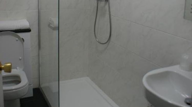 The Alton House Hotel Room