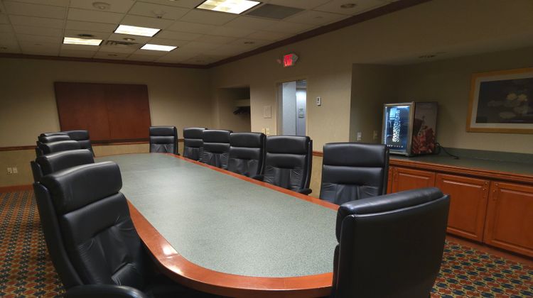 Holiday Inn & Suites Cincinnati-Eastgate Meeting