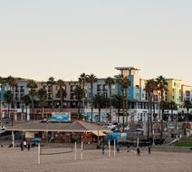 Kimpton Shorebreak Hotel Exterior