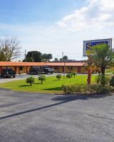 Scottish Inn