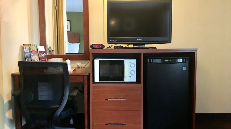 <b>Scottish Inns Potsdam Room</b>. Images powered by <a href="https://www.leonardoworldwide.com/" title="Leonardo Worldwide" target="_blank">Leonardo</a>.