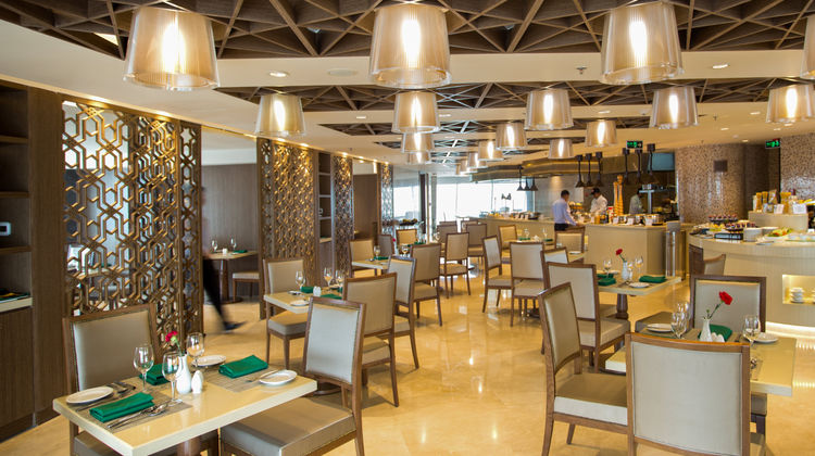 Crowne Plaza Dhaka Gulshan Restaurant