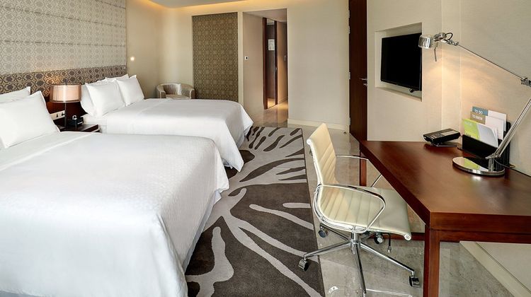 Crowne Plaza Dhaka Gulshan Room
