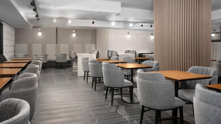 SpringHill Suites Manhattan Times Square Restaurant