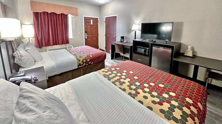Scottish Inn Room