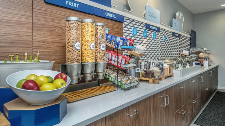Holiday Inn Express Hotel & Suites Restaurant