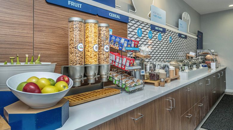<b>Holiday Inn Express Hotel & Suites Restaurant</b>. Images powered by <a href="https://www.leonardoworldwide.com/" title="Leonardo Worldwide" target="_blank">Leonardo</a>.