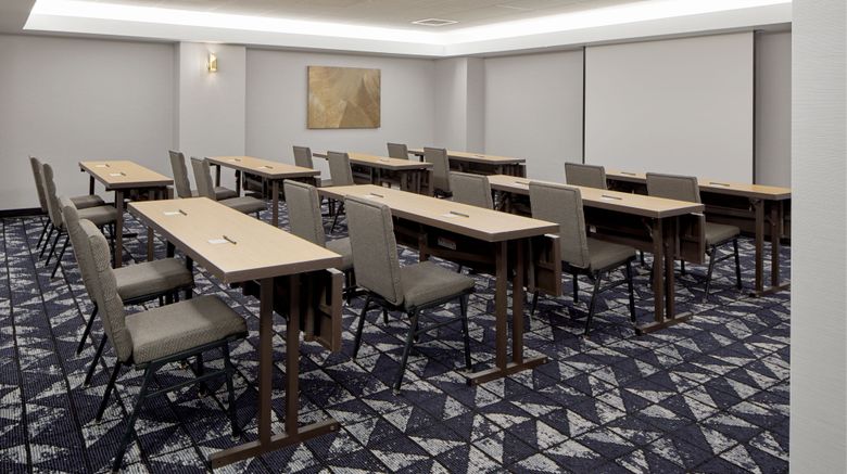 <b>Courtyard by Marriott Nashville Downtown Meeting</b>. Images powered by <a href="https://www.leonardoworldwide.com/" title="Leonardo Worldwide" target="_blank">Leonardo</a>.