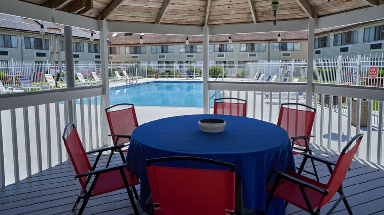 <b>Admiralty Inn & Suites - Red Collection Pool</b>. Images powered by <a href="https://www.leonardoworldwide.com/" title="Leonardo Worldwide" target="_blank">Leonardo</a>.