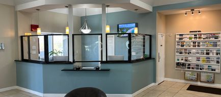 Admiralty Inn & Suites - Red Collection Lobby