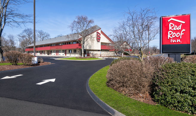 Red Roof Inn Enfield Exterior