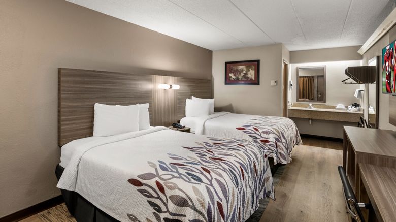 <b>Red Roof Inn Enfield Room</b>. Images powered by <a href="https://www.leonardoworldwide.com/" title="Leonardo Worldwide" target="_blank">Leonardo</a>.