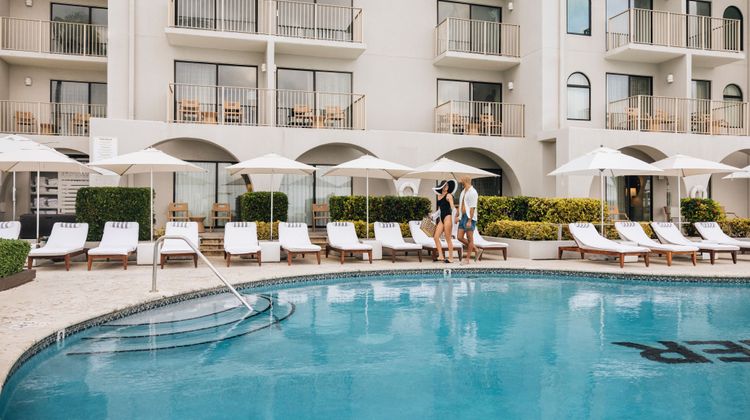 Grand Cayman Marriott Resort Pool