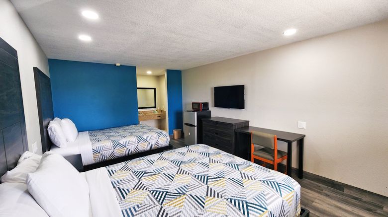 <b>Scottish Inns & Suites Room</b>. Images powered by <a href="https://www.leonardoworldwide.com/" title="Leonardo Worldwide" target="_blank">Leonardo</a>.