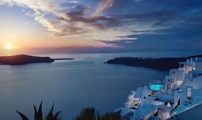 Tholos Resort Exterior