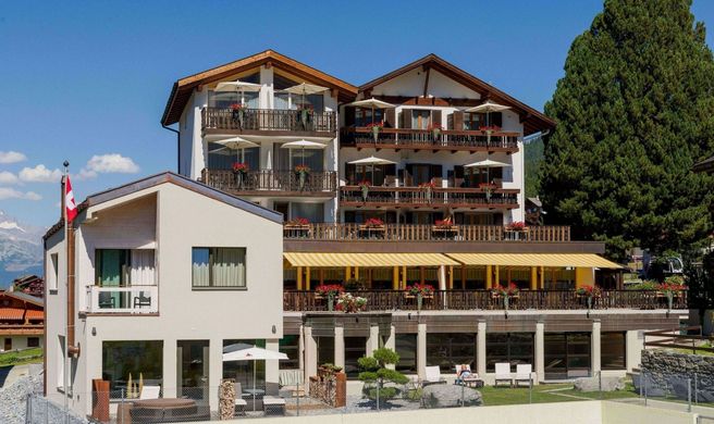Hotel Hannigalp Exterior