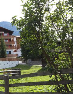 Alpina Hotel