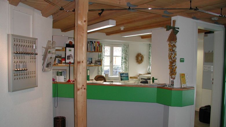<b>Hotel LINDE Stettlen Lobby</b>. Images powered by <a href="https://www.leonardoworldwide.com/" title="Leonardo Worldwide" target="_blank">Leonardo</a>.