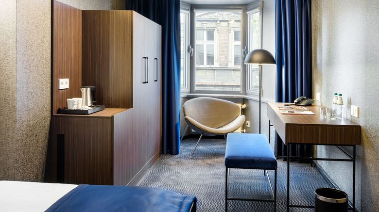 <b>Logos Hotel Room</b>. Images powered by <a href="https://www.leonardoworldwide.com/" title="Leonardo Worldwide" target="_blank">Leonardo</a>.