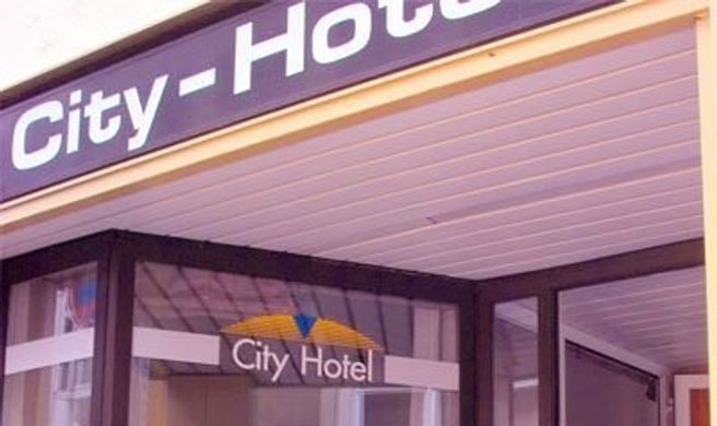 City Hotel Exterior