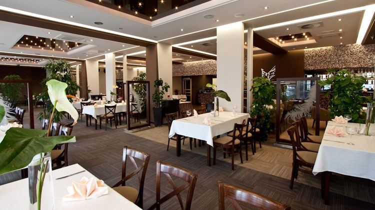 Ikar Hotel Restaurant