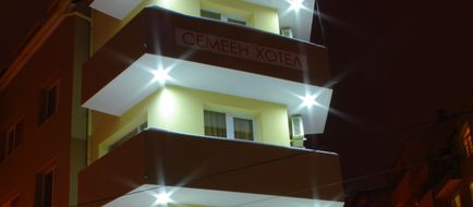 Palitra Family Hotel Exterior