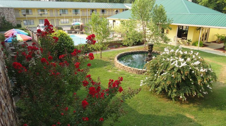 <b>Golden Manor Inn & Suites Other</b>. Images powered by <a href="https://www.leonardoworldwide.com/" title="Leonardo Worldwide" target="_blank">Leonardo</a>.