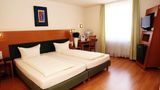 Memphis Hotel Room
