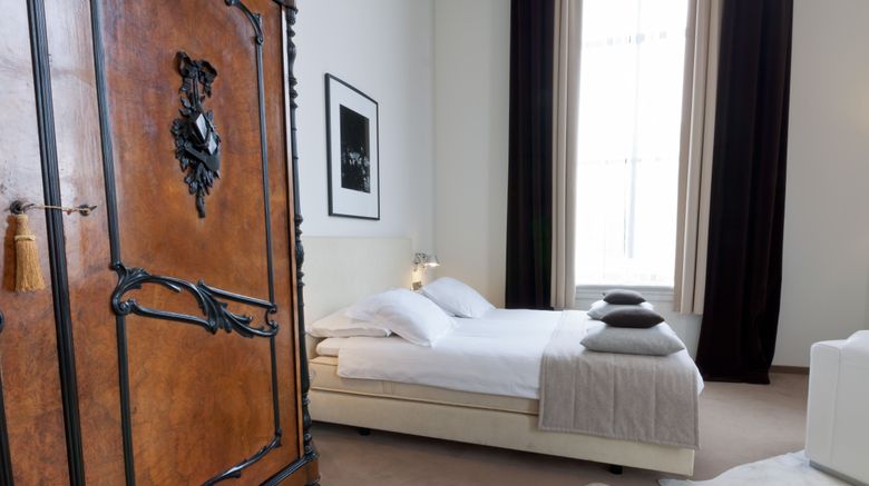 <b>Suitehotel Pincoffs Room</b>. Images powered by <a href="https://www.leonardoworldwide.com/" title="Leonardo Worldwide" target="_blank">Leonardo</a>.