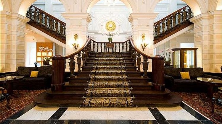Amstel Hotel Lobby