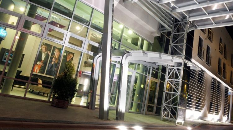 Hotel 3 Trio Exterior