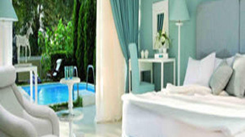 <b>Sani Beach Club Suite</b>. Images powered by <a href="https://www.leonardoworldwide.com/" title="Leonardo Worldwide" target="_blank">Leonardo</a>.
