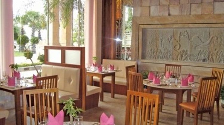 Blue River Hotel Restaurant