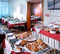 IH Hotels Bologna Gate 7 Lobby