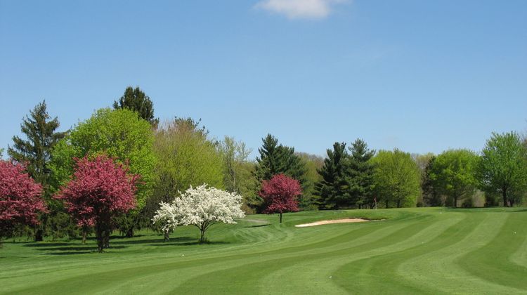 Holiday Inn & Suites Cincinnati-Eastgate Golf