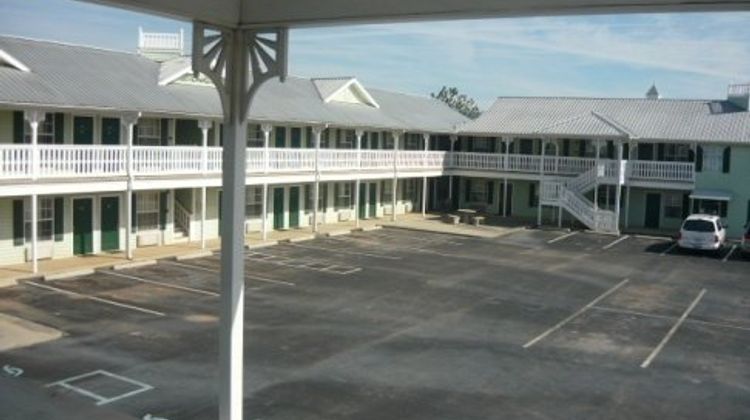 Key West Inn Exterior