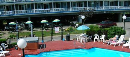 Grand Beach Inn Exterior