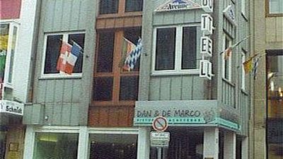 Avenue Hotel
