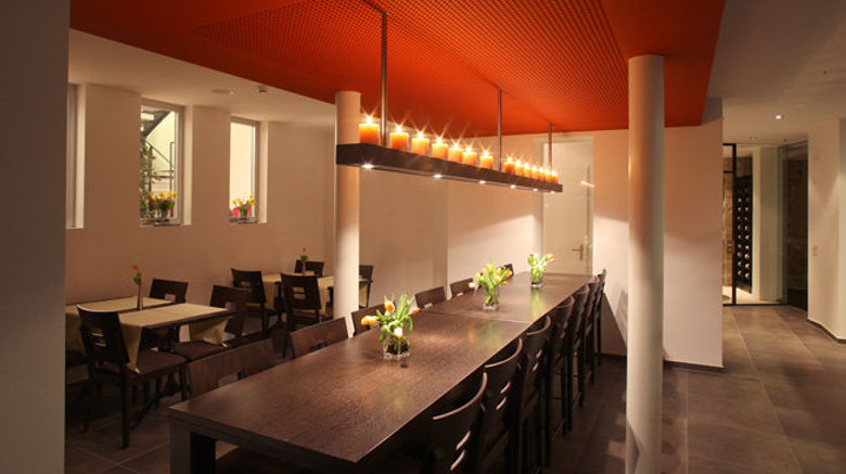 <b>Krone Hotel Restaurant</b>. Images powered by <a href="https://www.leonardoworldwide.com/" title="Leonardo Worldwide" target="_blank">Leonardo</a>.