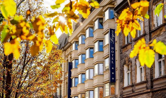 Logos Hotel Exterior