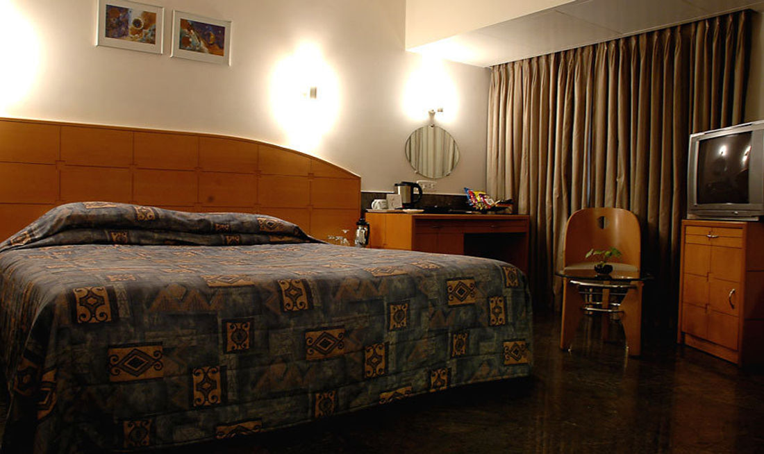 Ramee Guestline Hotel Khar Room