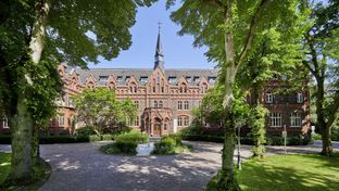 Mutterhaus Hotel Und Tagungszen