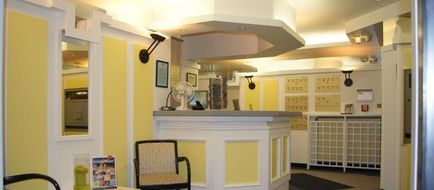 Avenue Hotel Lobby